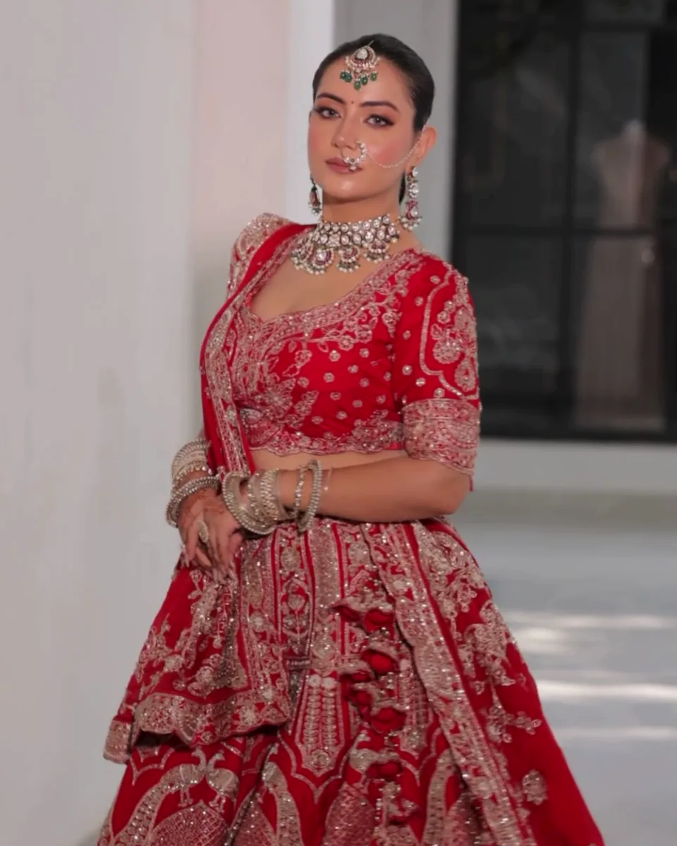 Indian bride with luminous subtle glam makeup